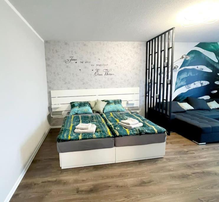 Grosse 3-Zimmer Wohnung, Zentrale Lage. Muelheim an der Ruhr Exterior photo