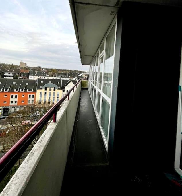 Grosse 3-Zimmer Wohnung, Zentrale Lage. Muelheim an der Ruhr Exterior photo